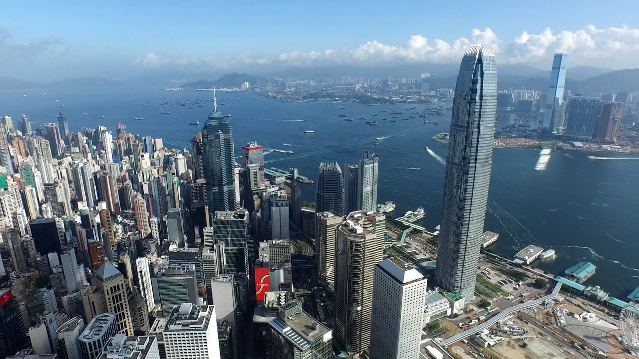 《香港鳥瞰》空中飛行俯視，香港盡攬眼下